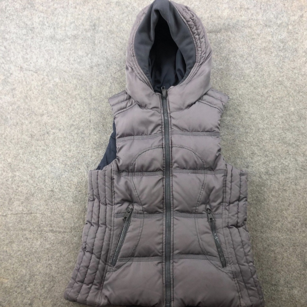 Lululemon Women’s Reversible Puffer Vest